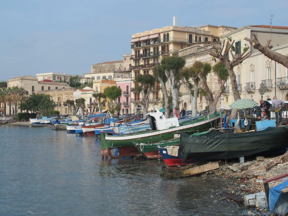 La Casa Del Nonno Milazzo Exterior foto